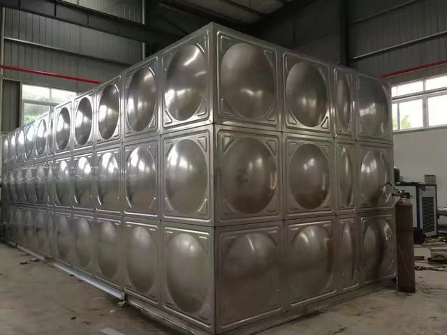 南昌市銀眼物流110噸水箱